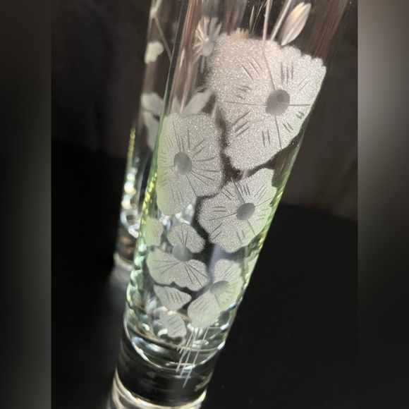 Beautiful Glass-Cut Floral Design Tube Vase Set of 2 - Picture 5 of 6